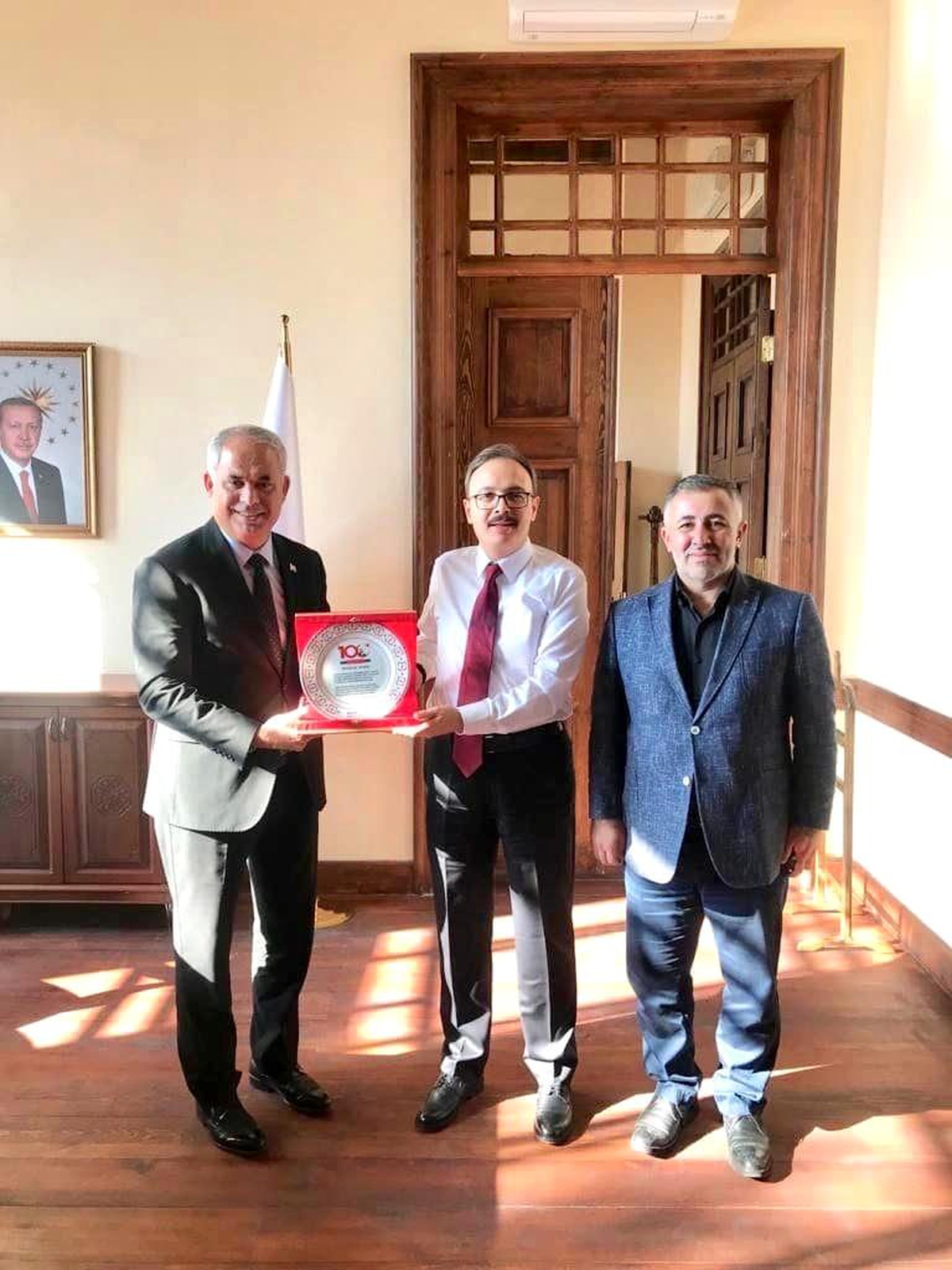 Başkan Yaman Vali Dr. Kızılkaya\'yı ziyaret etti