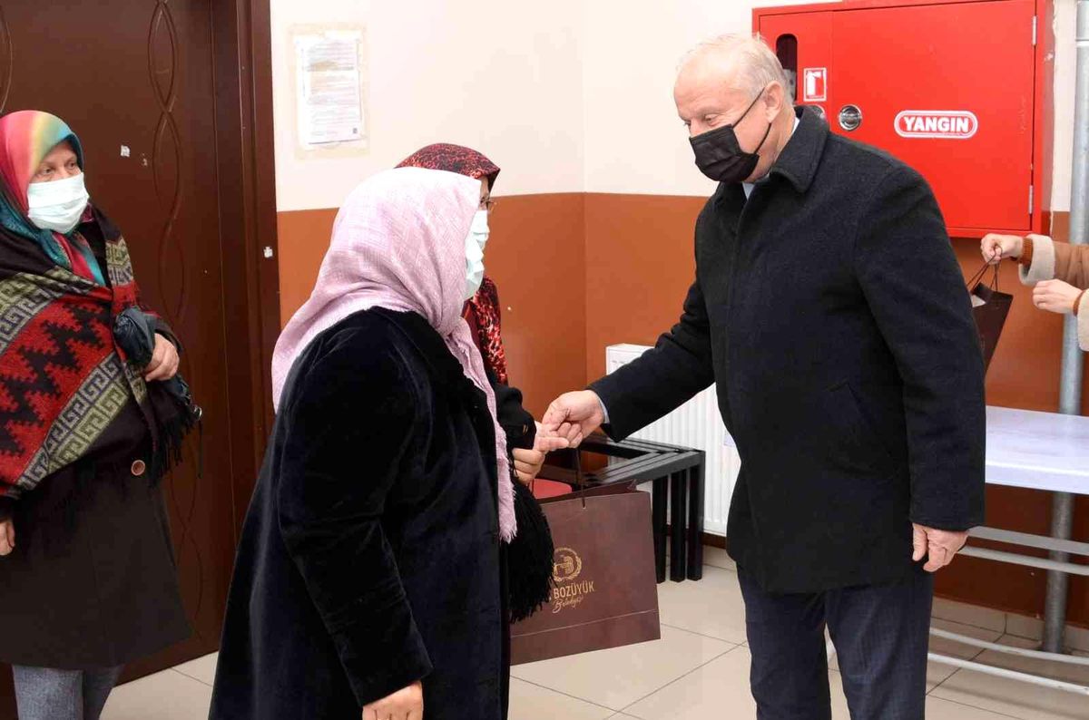 Bozüyük'te ev hanımları yangın ve geri dönüşüm hakkında bilgilendirildi