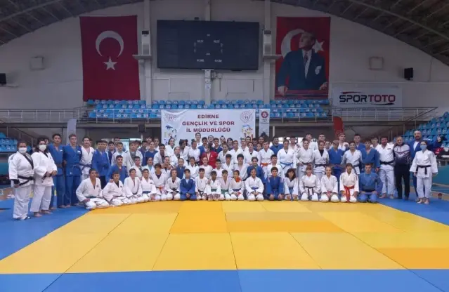 Edirne'de düzenlenen Uluslararası Judo Şampiyonası sone erdi