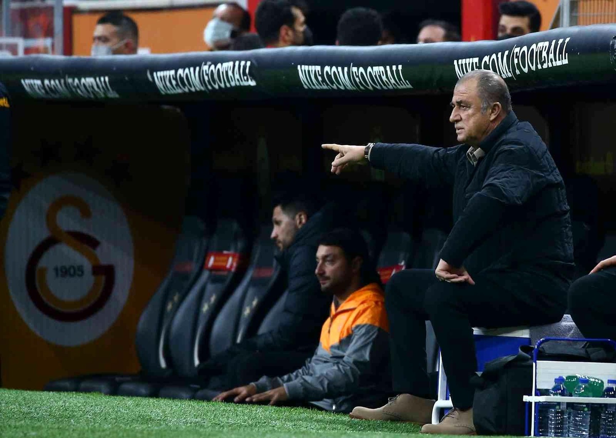 Fatih Terim\'in 33. Fenerbahçe derbisi
