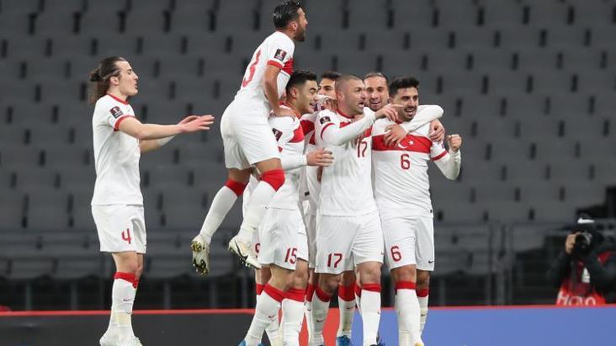 FIFA sıralaması değişti! Kasım ayında A Milli Takım iki basamak birden yukarı çıktı