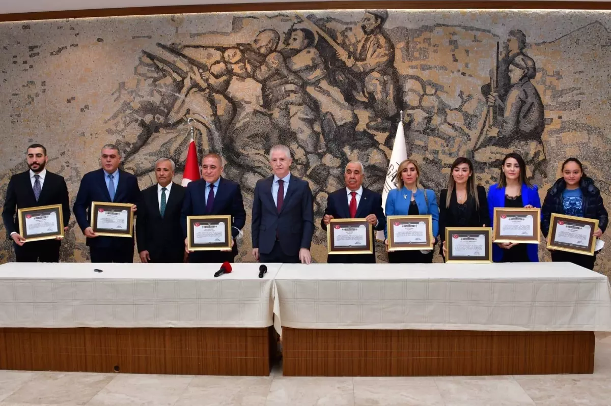 Gaziantep\'te hayırsever aile, fen lisesi, spor salonu ve pansiyon yaptıracak