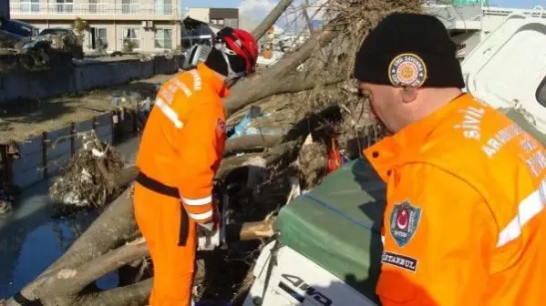 Japonya'dan, depremde yardımlarına koşan AFAD ekibine anlamlı takdirname