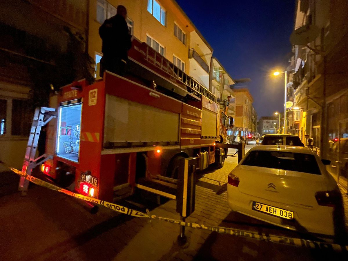 Eşi ve çocuklarını rehin alan kişi aranıyor