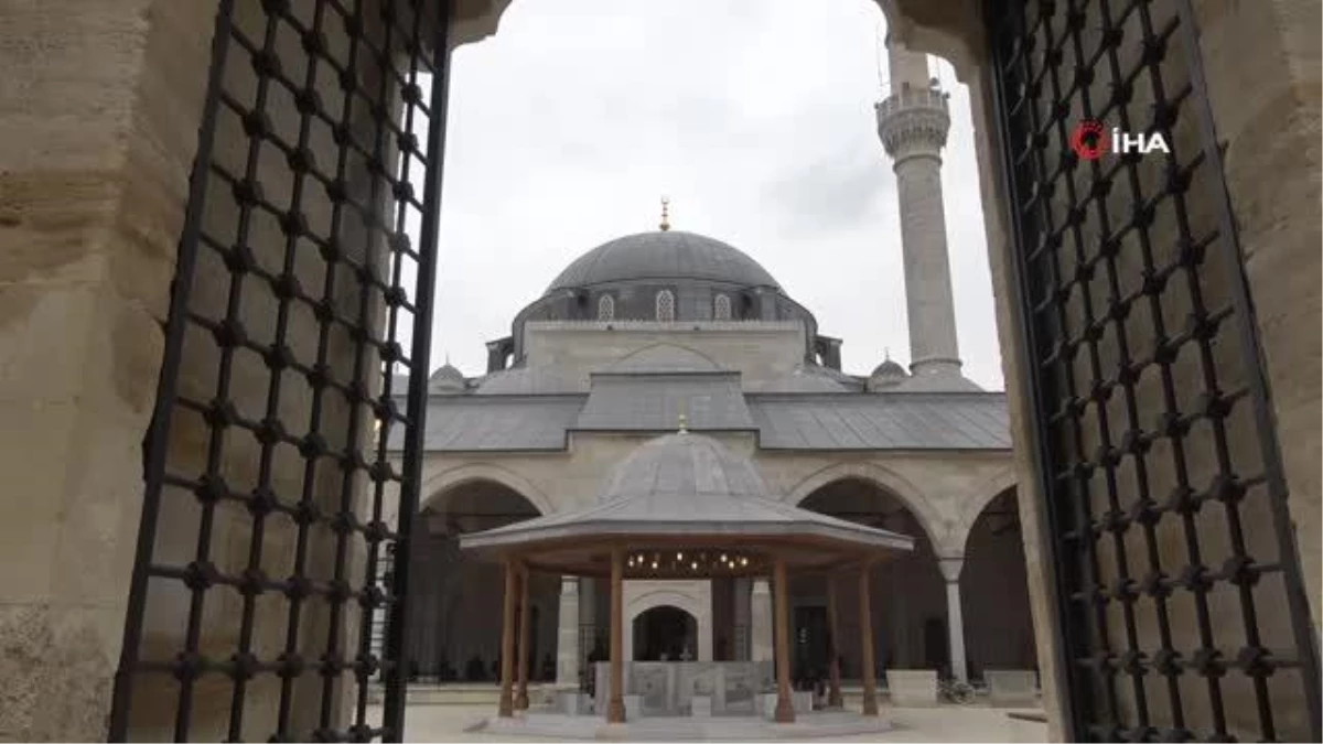 \'Selimiye Camisi\'nin minyatürü\' olarak bilinen camii tekrar ibadete açıldı