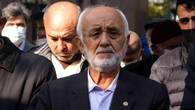 Sezai Karakoç için Kayseri'de gıyabi cenaze namazı kılındı