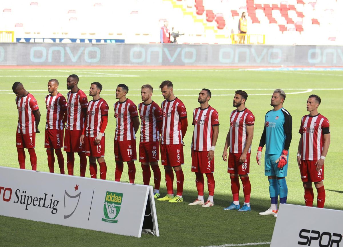 Sivasspor\'da zorlu Başakşehir maçı öncesi 5 eksik!