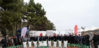 Bilecik'te bin çiftçiye 60 ton yem bitkisi tohumu dağıtıldı