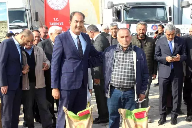 'Tohumum Yerli Üretimim Milli Projesi' kapsamında tohumluk buğday dağıtıldı