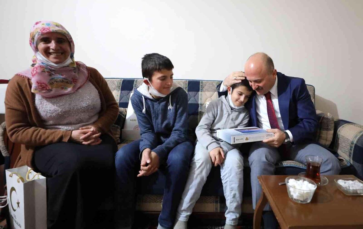 Vali Varol\'dan Canşi ailesine ziyaret