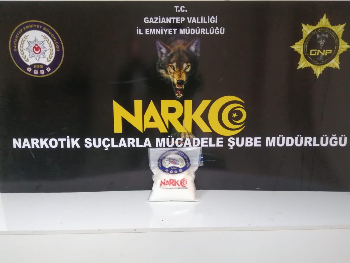 Yolcu otobüsünde üzerinde uyuşturucu bulunan kişi gözaltına alındı