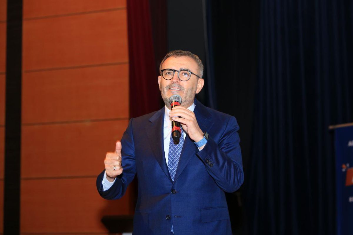 AK Parti'li Yavuz 'Teşkilat Akademisi Sakarya Eğitim Programı'nda konuştu