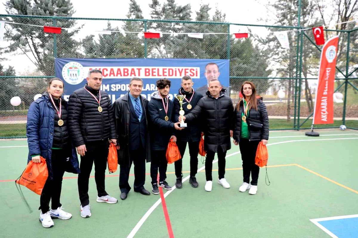 Başkent\'te ayak tenisi turnuvası sona erdi
