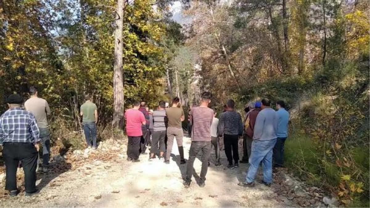 Traktör devrildi: Baba ve oğul aynı anda yaşamını yitirdi