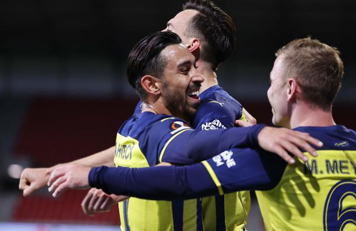 Fenerbahçe, Galatasaray\'a konuk olacak