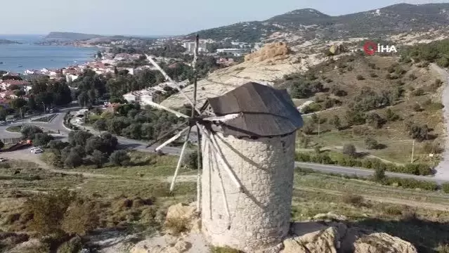 Foça'nın 350 yıllık yel değirmenleri tarihe ışık tutuyor