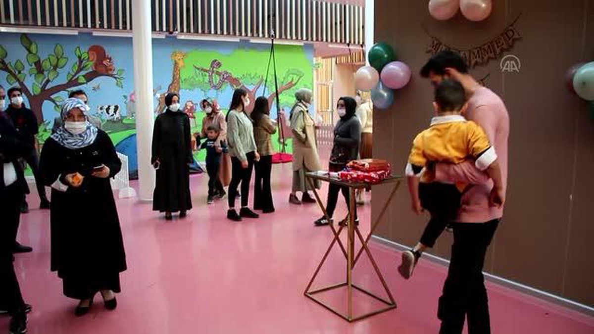 Otizmli Muhammet ve ailesi özel eğitimle 'iyileşme' sevinci yaşıyor (2)