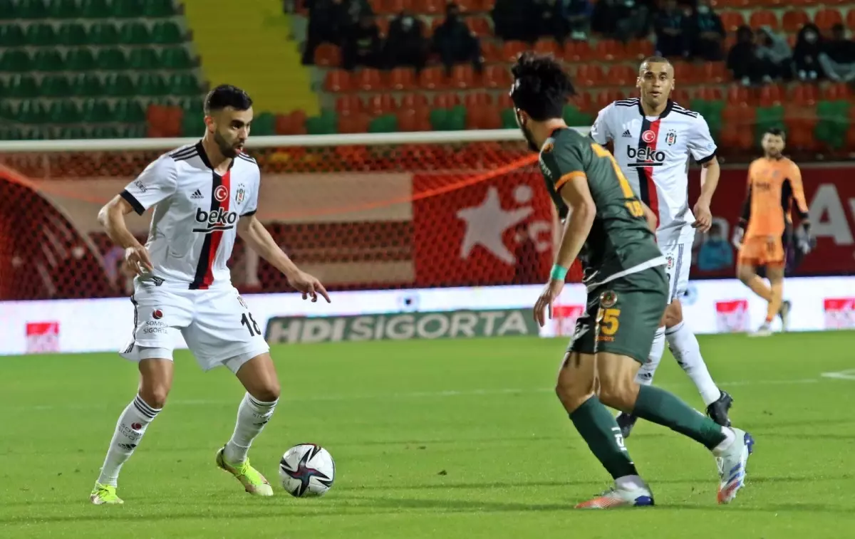 Spor Toto Süper Lig: Aytemiz Alanyaspor: 2 - Beşiktaş: 0 (Maç sonucu)