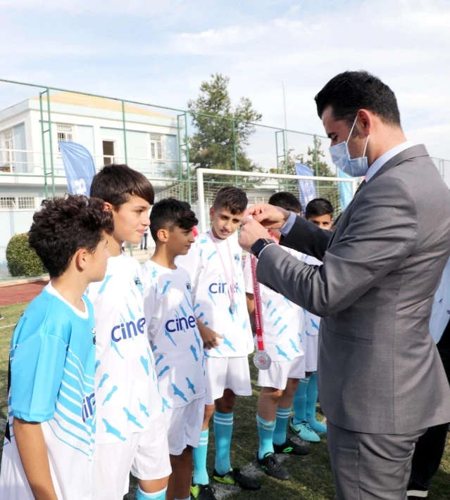 Yenişehir Belediyesi'nden spora ve sporcuya yatırım