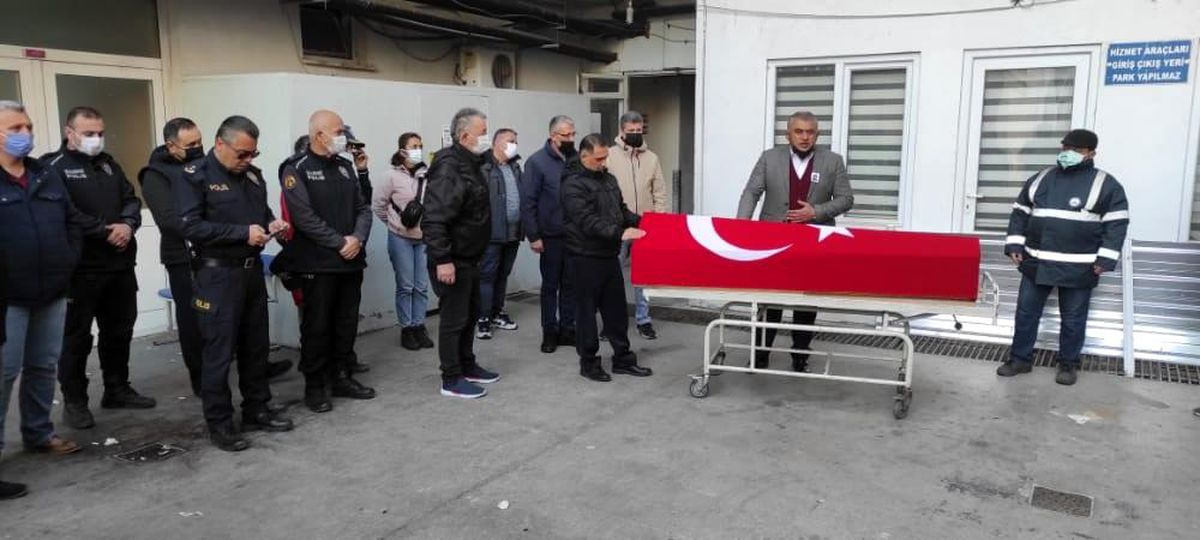 Burhaniye İlçe Emniyet Müdürü Dikmetaş\'ın acı günü
