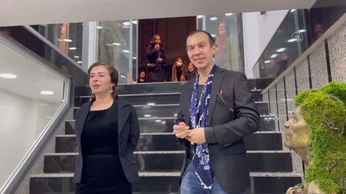 Galeri Apollon'un ilk sergisi 'Temaşa' sanatseverlerle buluştu