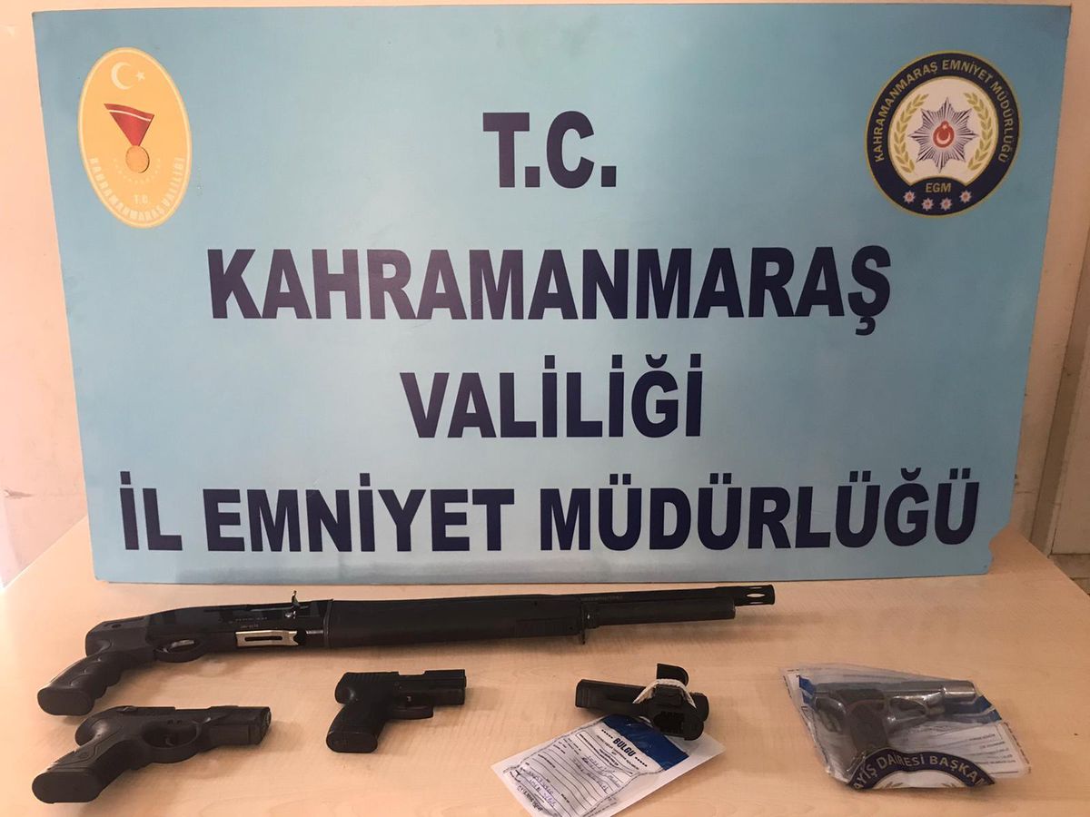 Son dakika... Kahramanmaraş\'ta denetimlerde 5 silah ele geçirildi