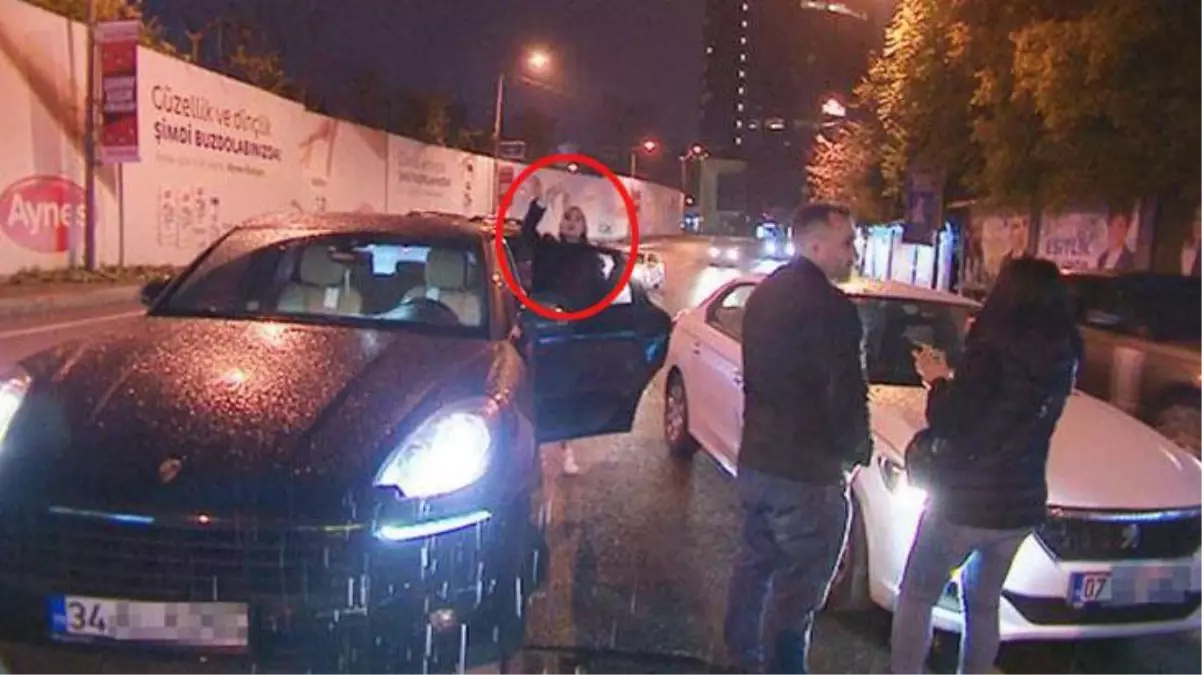 YouTuber Ala Tokel, kazaya karıştı! Polisi beklemeden olay yerinden ayrıldı