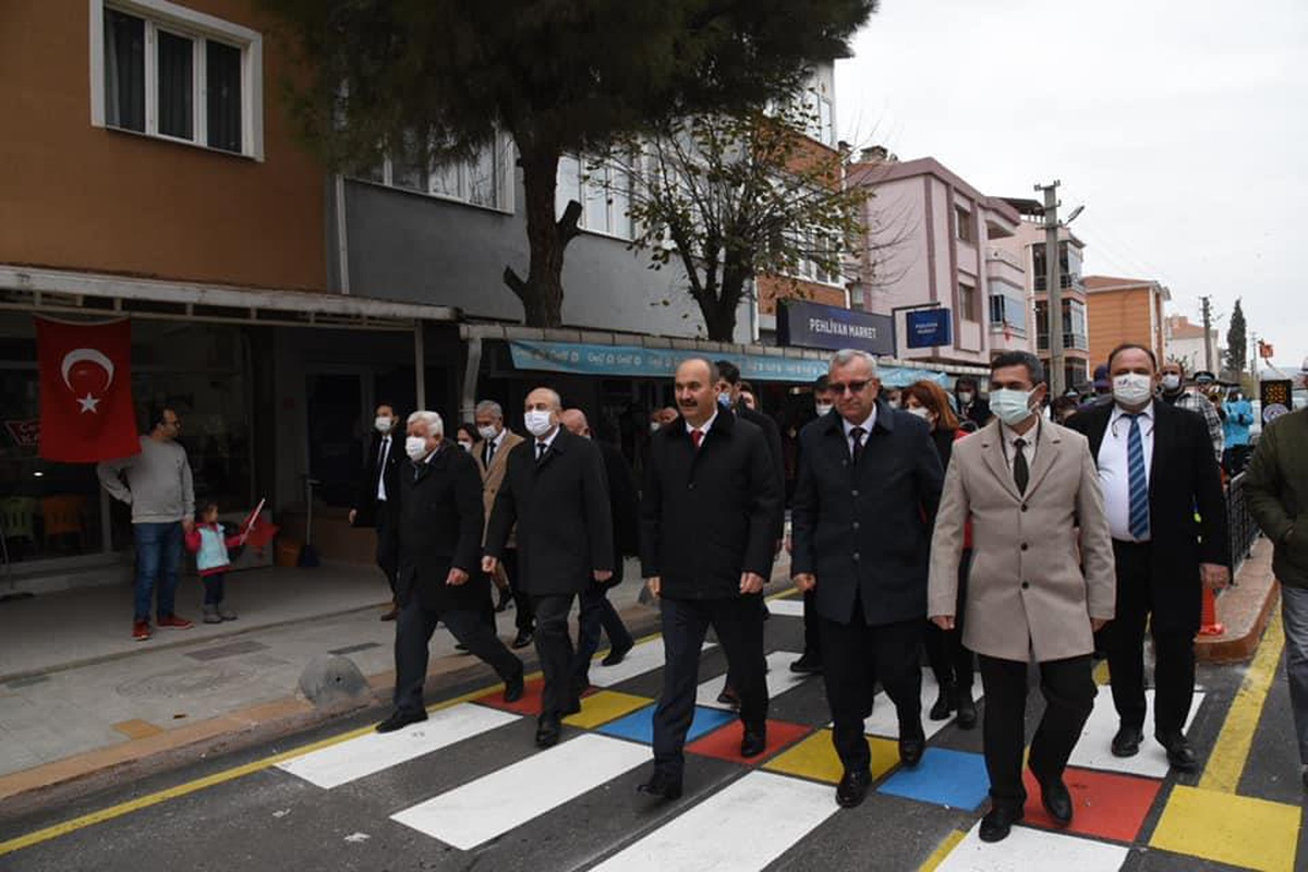Keşan\'da Rasim Ergene Caddesi yeni yüzüyle hizmete açıldı