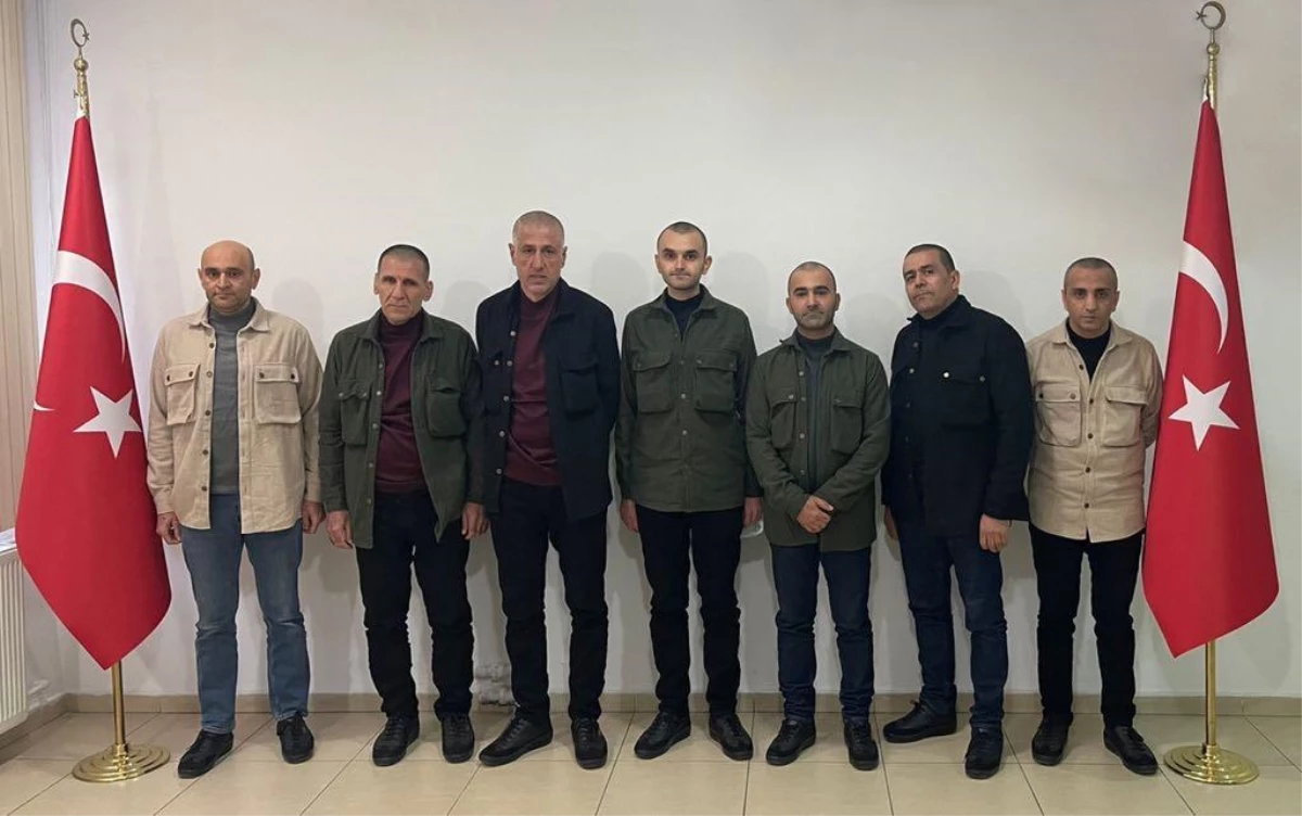 Libya\'da yaklaşık 2 yıldır alıkonulan 7 Türk vatandaşı kurtarıldı