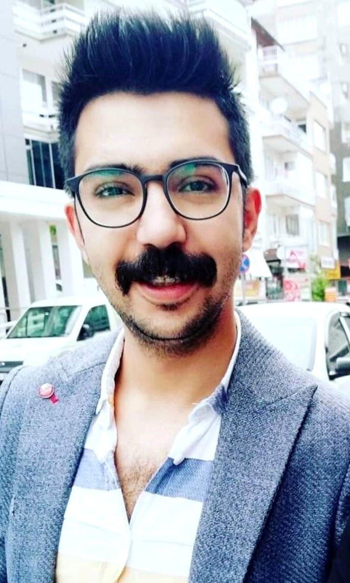 Son dakika haberi | Otomobil bariyere çarptı; baba öldü, eşi ve çocuğu yaralandı