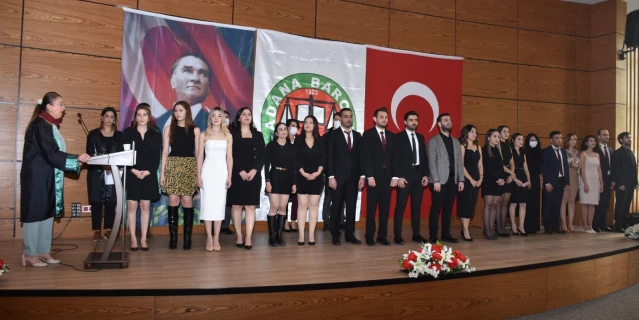 Adana'da stajını tamamlayan 21 avukat ruhsatlarını aldı