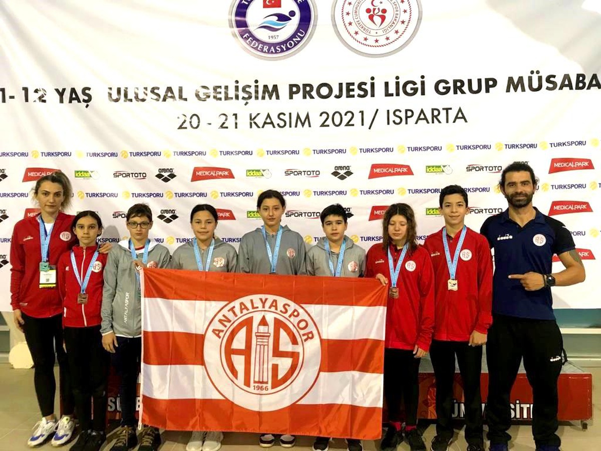 Antalyaspor Isparta\'da İkincilik Kürsüsünde
