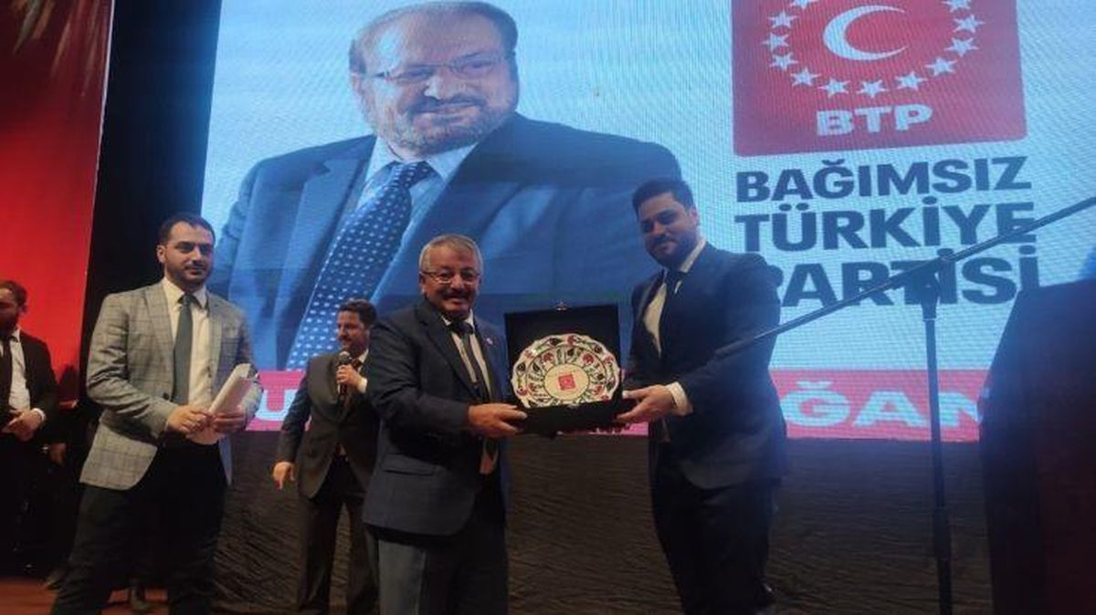 BTP Genel Başkanı Baş\'tan "Yıkılış Türkiye dizisi çekiliyor" iddiası