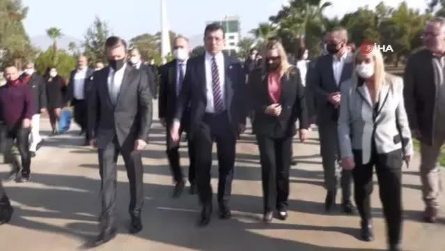 CHP'li Büyükşehir Belediye Başkanları KKTC'de