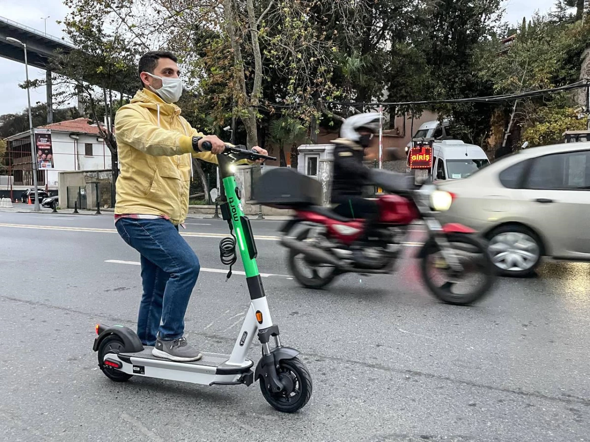 İstanbul\'da 7 ayda 253 elektrikli scooter kullanıcısına ceza yazıldı