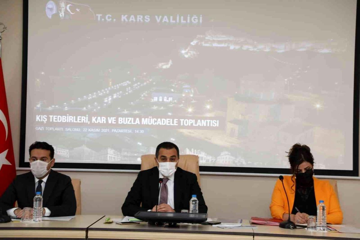 Kars\'ta kış tedbirleri masaya yatırıldı