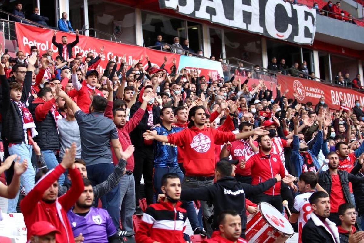 Öğrenciler Samsunspor maçlarını ücretsiz izleyecek
