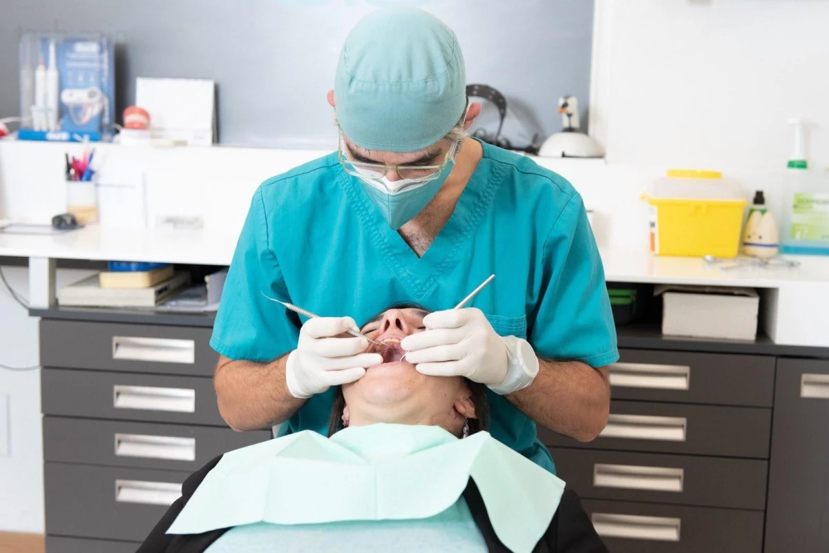 Sağlık Bakanı Koca, Dünya Diş Hekimliği Günü\'nü kutladı