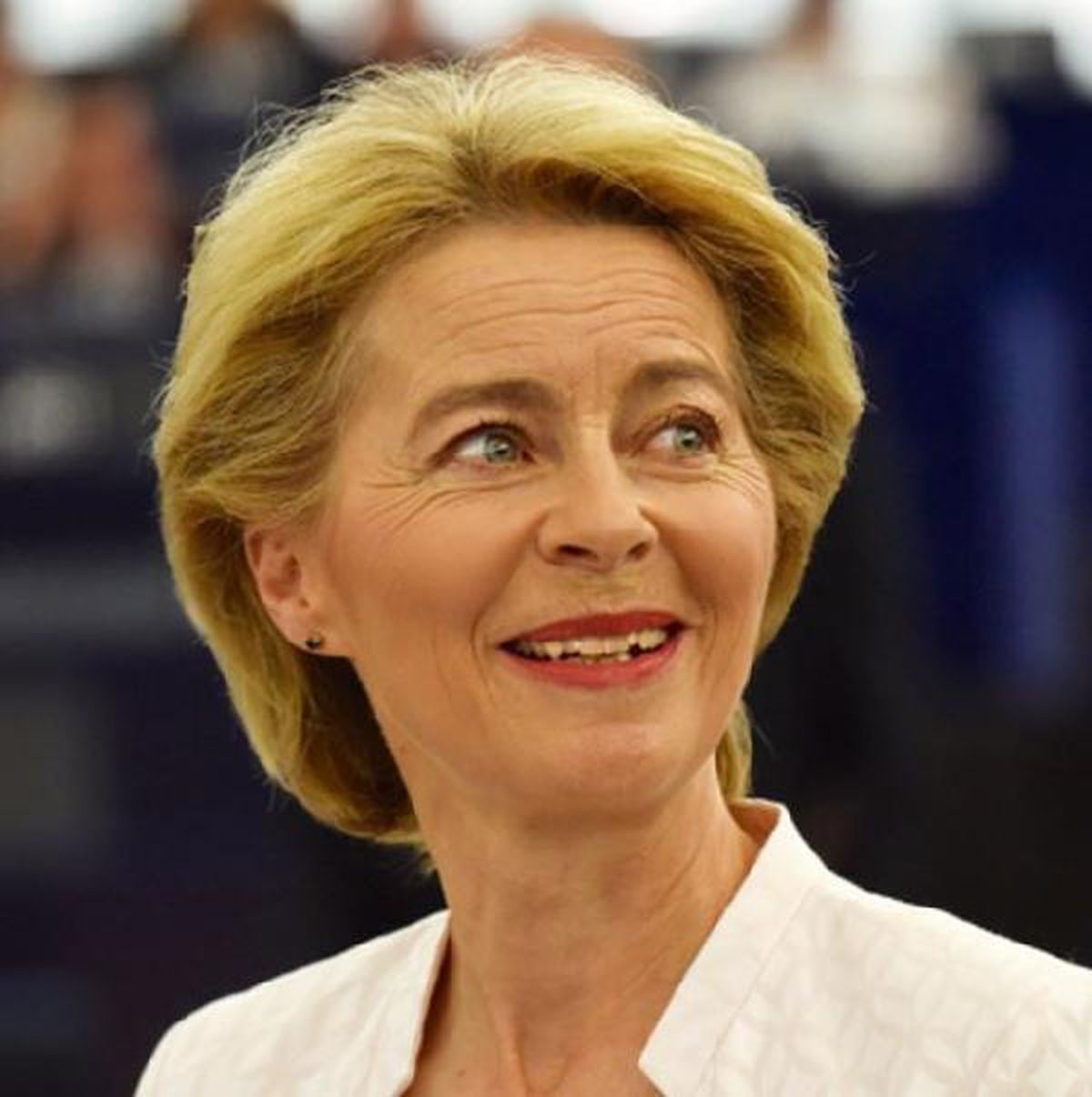 AB Komisyonu Başkanı Leyen: Bu korkunç zamanlarda Avrupa sizinle dayanışma içinde