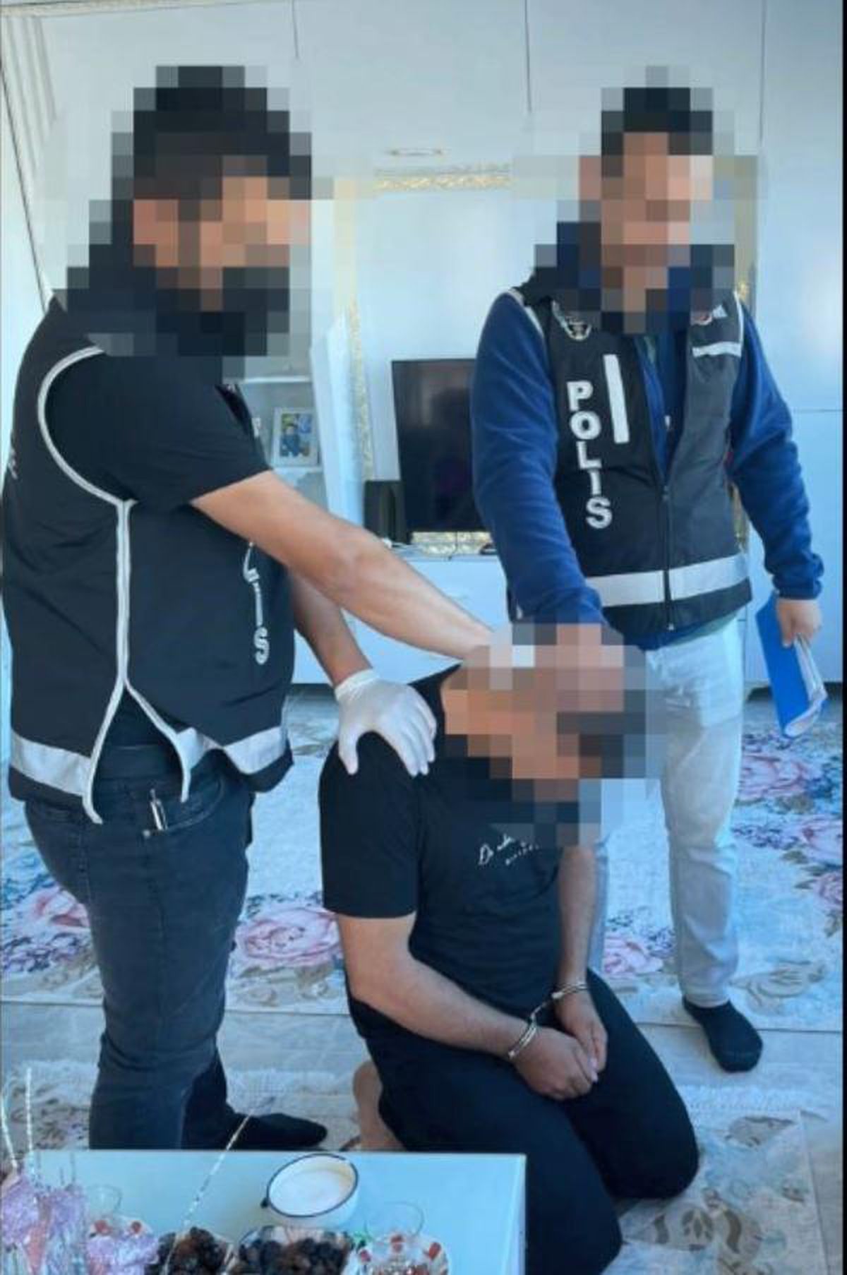 Ankara\'da 2 suç örgütüne operasyon: 19 gözaltı