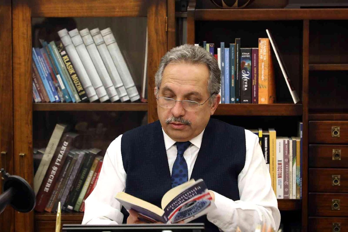 Başkan Yalçın: "Öğretmenlik ayrıcalıklı ve kutsal bir meslektir"