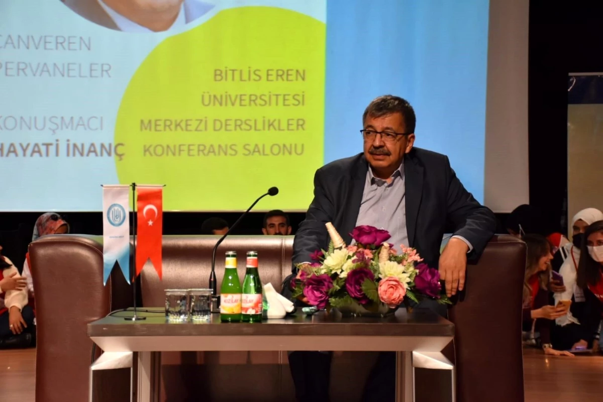 Bitlis Eren Üniversitesinde "Hayati İnanç ile Can Veren Pervaneler" konferansı