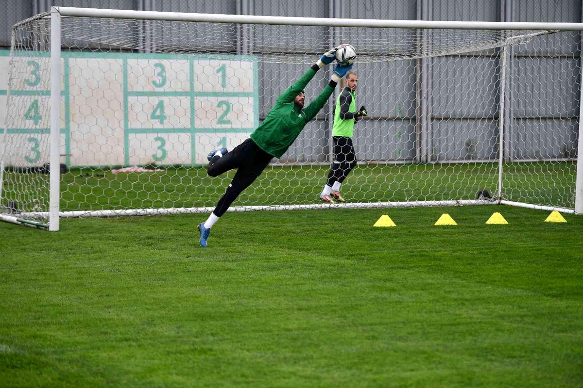 Bursaspor taktik antrenman çalıştı
