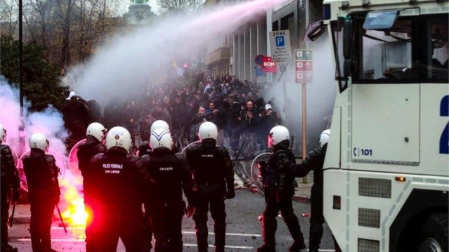 Covid-19 isyanı neden Avrupa'da ortaya çıktı, eylemciler neye karşı çıkıyor?