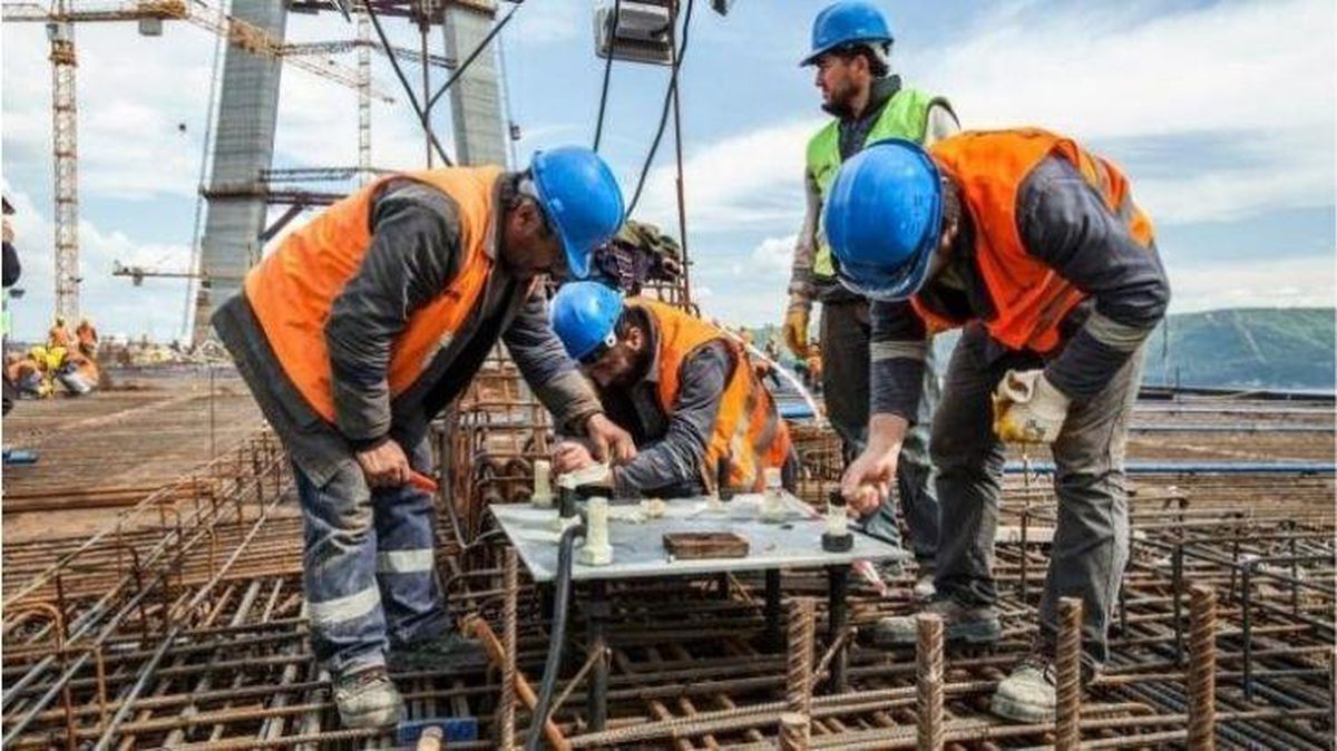 Dolar yükselişini sürdürüyor! Asgari ücretlinin bir günü 7,6 dolar!