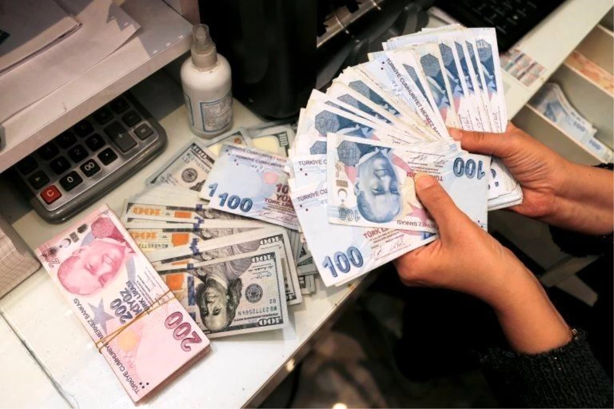Dolar/TL kurundaki hızlı artış dünya basınında: \'Erdoğan\'ın sıra dışı ekonomi politikaları Türkiye\'nin kur krizini derinleştirdi\'