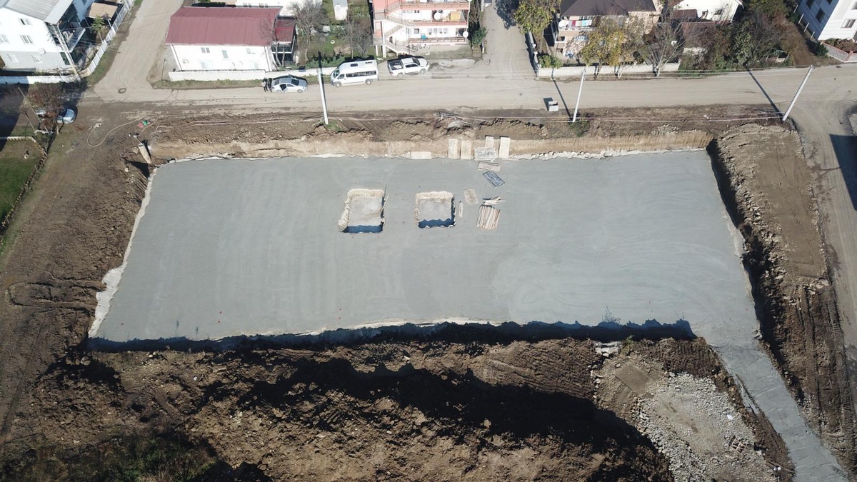 Düzce\'de Azmimilli İlkokulu\'nun yeni yerine taşınması için çalışmalar sürüyor