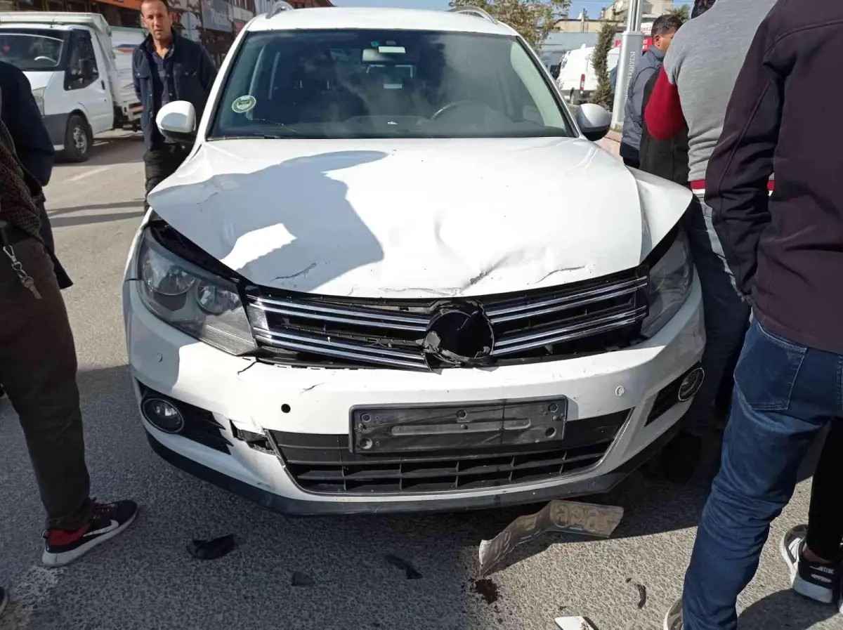 Son dakika haberi... Erciş'te trafik kazası maddi hasara yol açtı