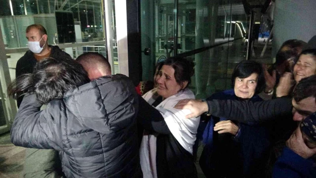 Libya'dan Türkiye'ye getirilen Hidayet Yaprak, Hatay'a gelerek ailesine kavuştu