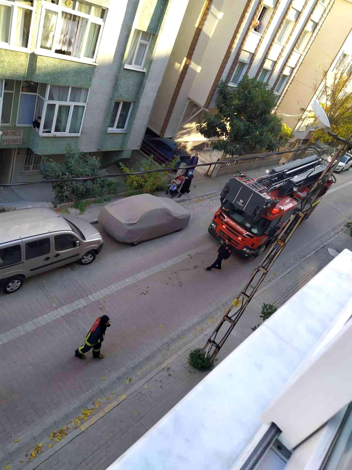 Avcılar\'da "doğal gazı açıp bebeğiyle intihar etmeye çalıştı" iddiası